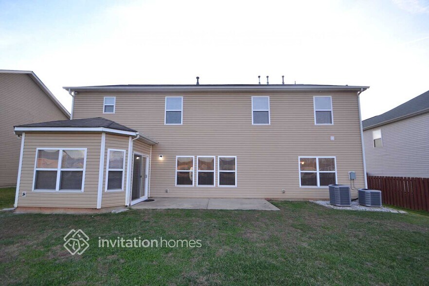 Building Photo - 7621 Kuck Rd