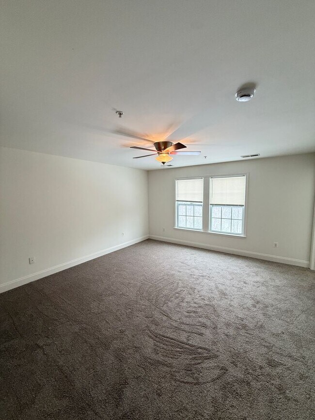 Building Photo - Spacious 4-Bedroom Townhome with Garage in Prime Columbia/Elkridge Location