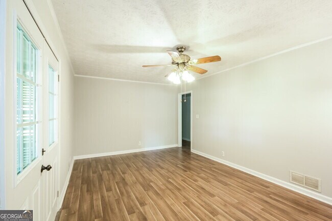 Building Photo - 3730 Sunny Hill Dr