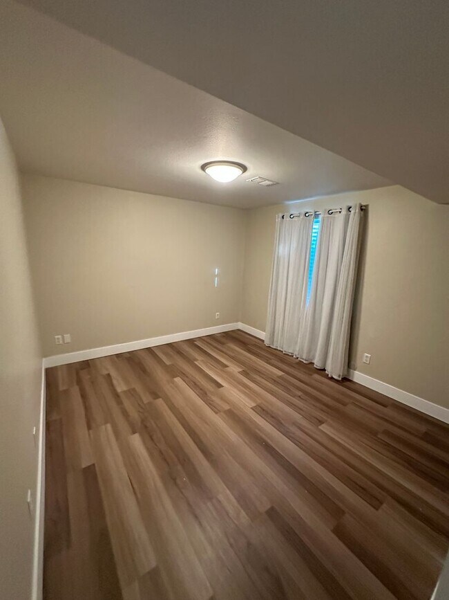 Building Photo - Amazing 4 Bedroom House in Ft. Collins!