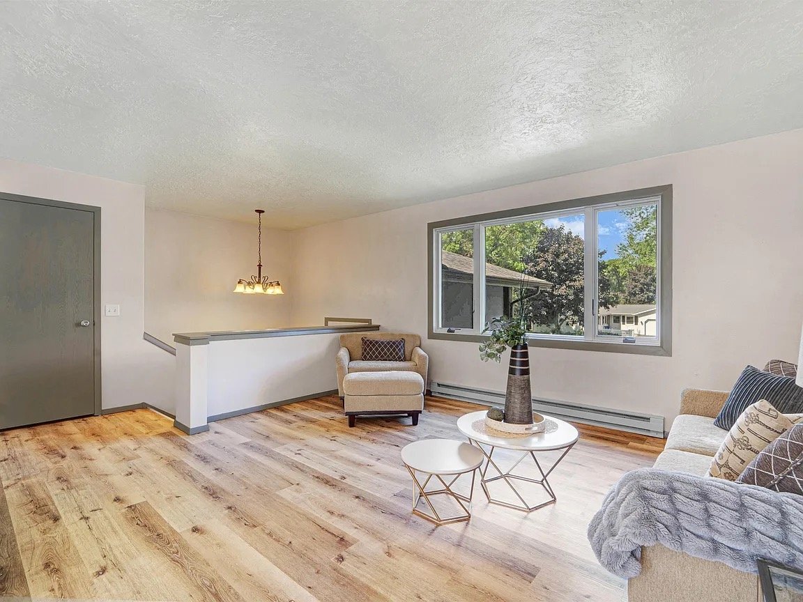 Building Photo - 5131 Lakewind Dr