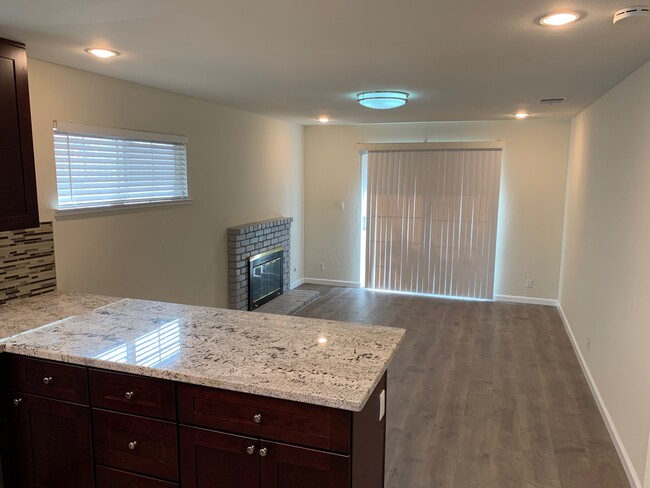 Family room view from kitchen - 35249 Lancero St