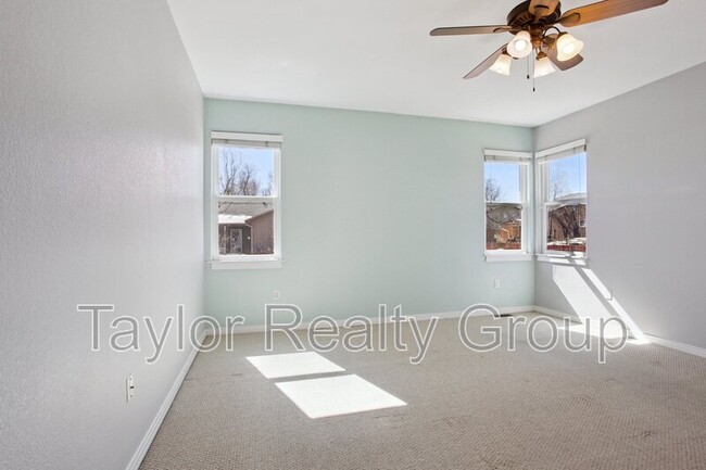 Building Photo - 13190 W 10th Ave