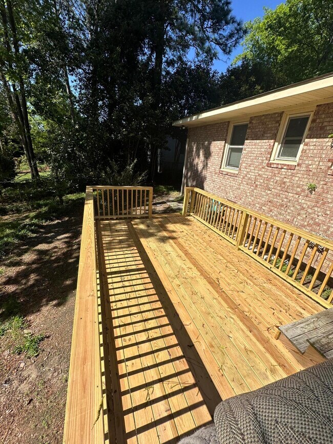 Building Photo - 1909 Pisgah Rd