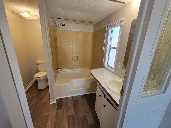 Building Photo - 109 Embert Ln