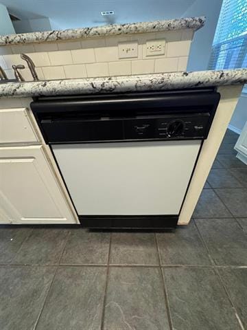 Building Photo - 9205 Lenox Dr