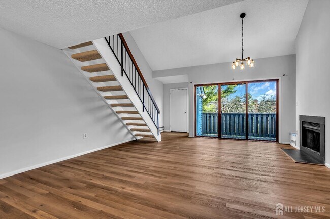 Building Photo - 2016 Aspen Dr