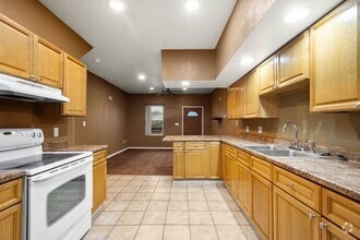 Building Photo - Cozy 1 Bedroom in McKeesport available now!