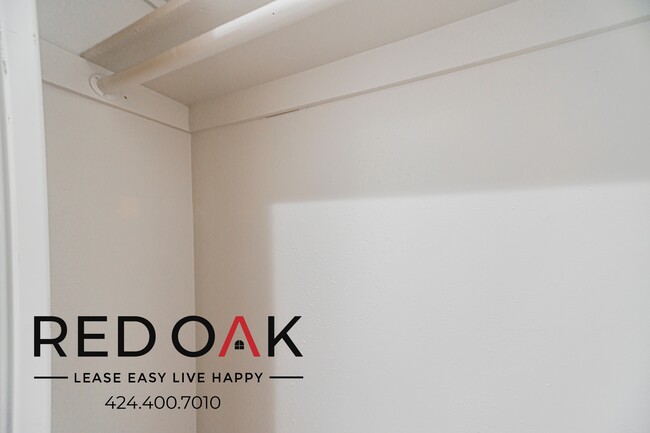 Building Photo - 3416 Manning Ave