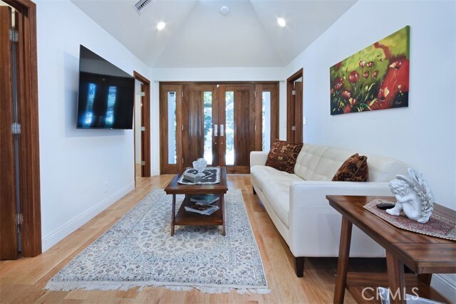 Building Photo - 15128 Valley Vista Blvd