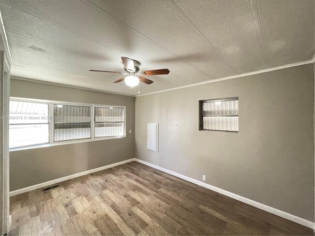 Building Photo - 2903 Harbor Ln