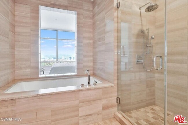 Building Photo - 900 W Olympic Blvd