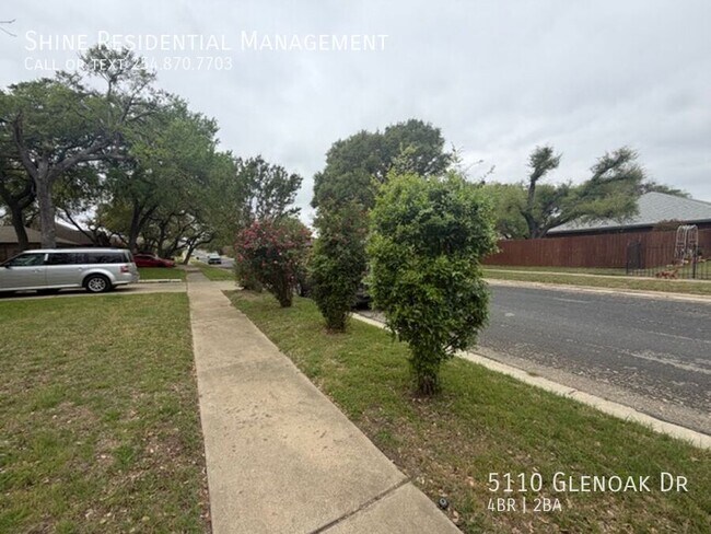 Building Photo - 5110 Glenoak Dr