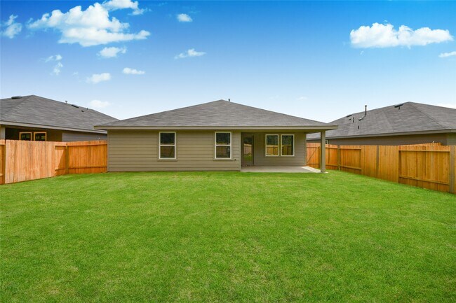 Building Photo - 27458 Serene Pne Dr