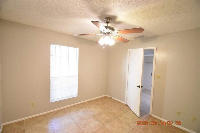 Building Photo - 8605 Mallard Reserve Dr