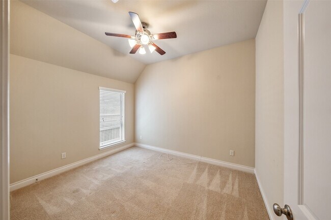 Building Photo - 29022 Crested Butte Dr