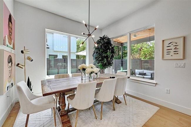 Building Photo - 2909 Kuhlman Ave