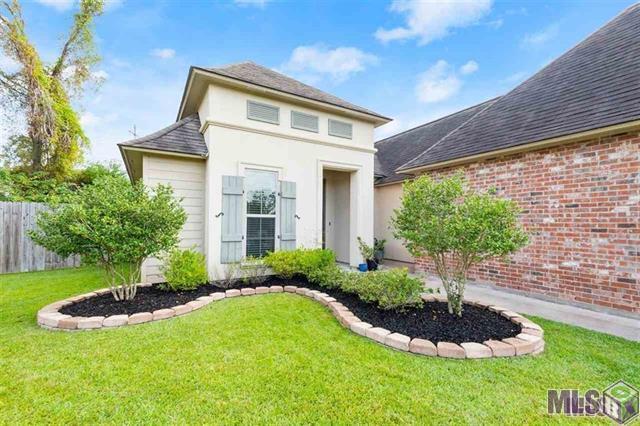 Building Photo - 13009 Roundlake Dr