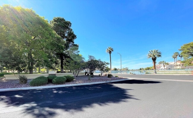 Building Photo - 8013 Coral Point Ave
