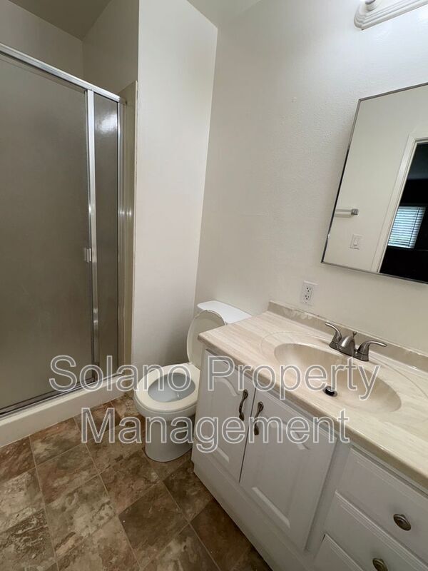 Building Photo - 1992 Oxford Dr