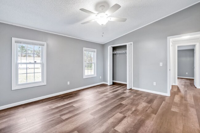 Building Photo - 101 Marlin Ct