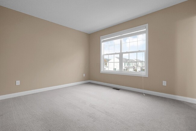 Building Photo - 5527 Albany Terrace Way