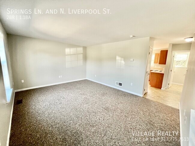 Building Photo - 155 Springs Ln