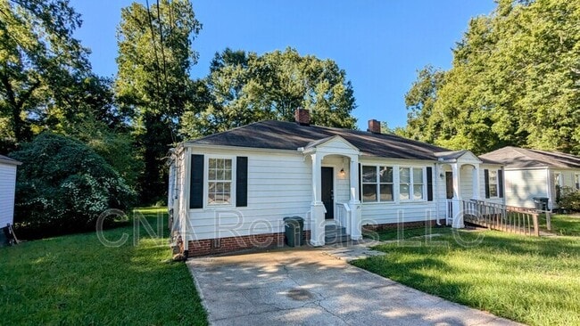 Building Photo - 370 Roosevelt Cir NE