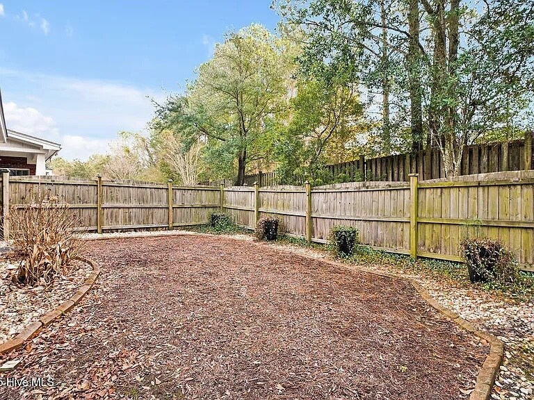 Building Photo - 3347 Jasper Pl