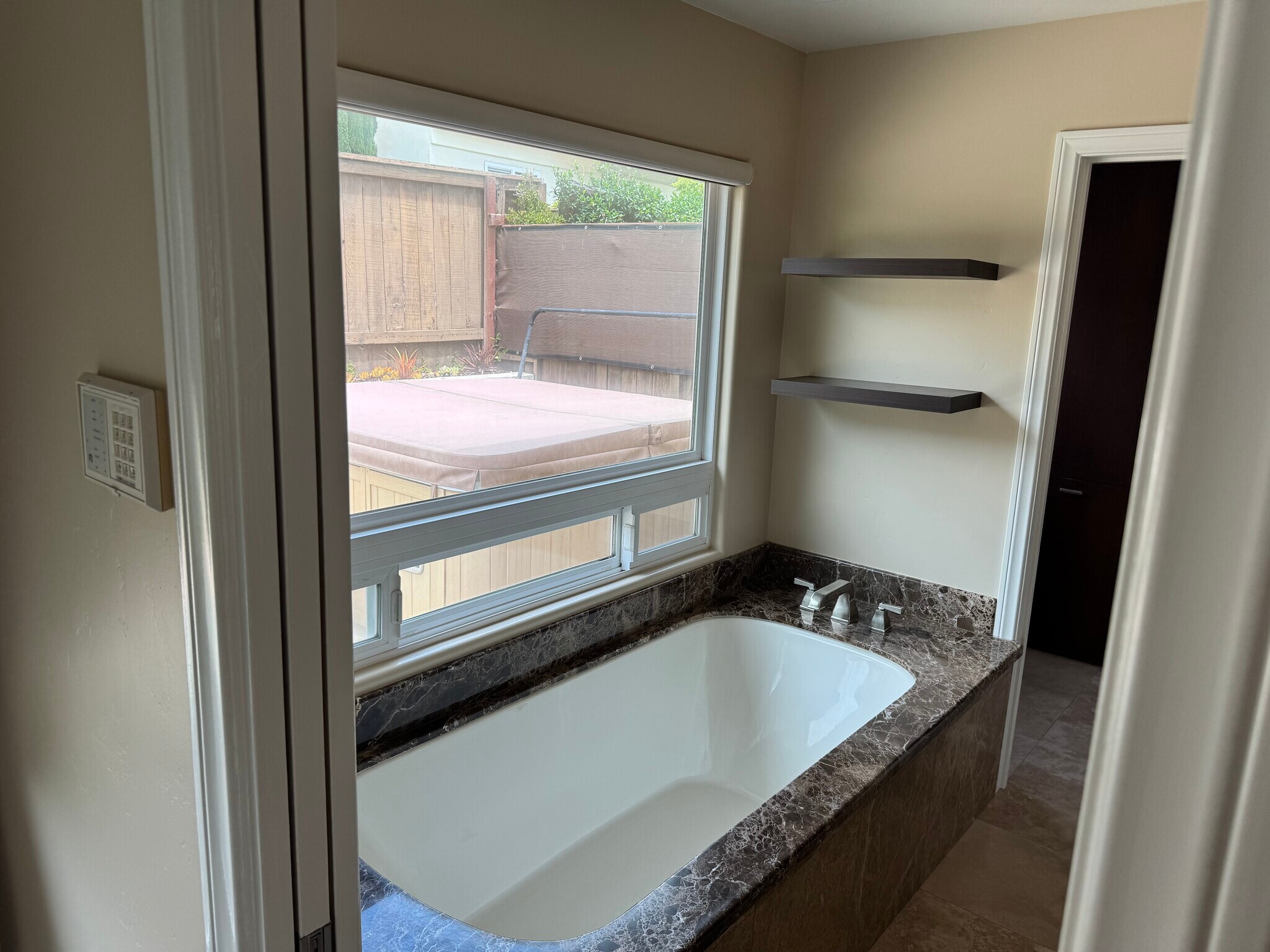 Building Photo - 1232 Saint Helene Ct