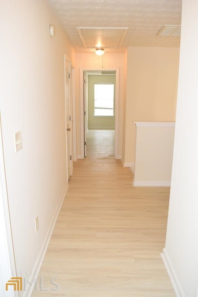 Building Photo - 43 Churchill Park Dr