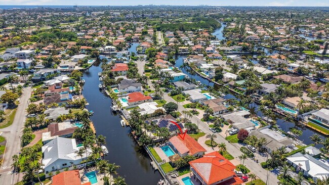 Building Photo - 1254 SW 4th Ct