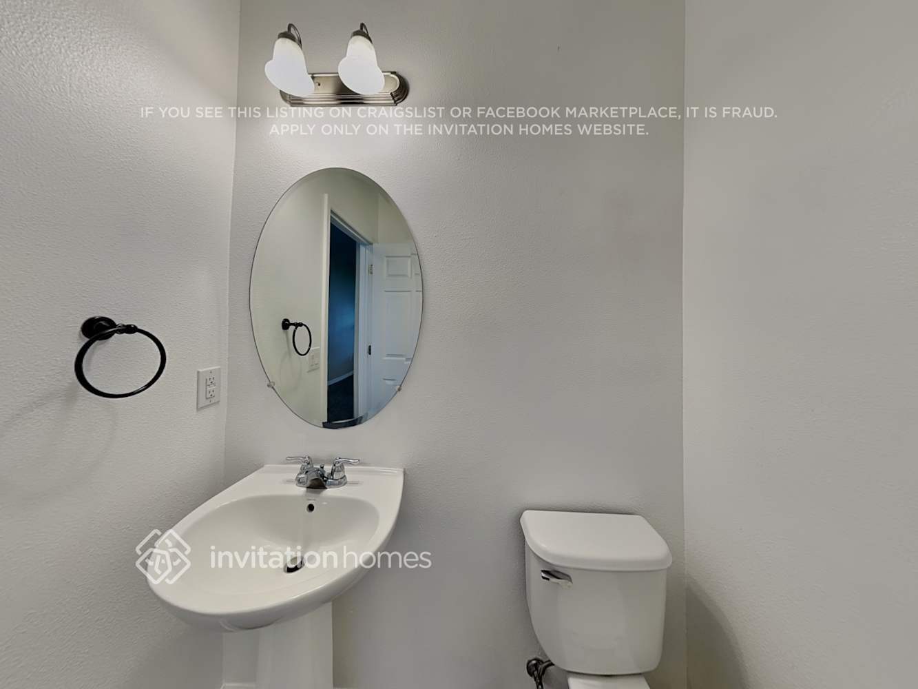 Building Photo - 18840 Deer Tracks Loop