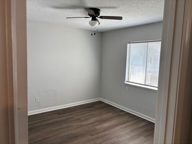 Building Photo - 2 BEDROOM 2 BATH CONDO AT COASTAL VILLAS