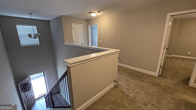 Building Photo - 600 Sprayberry Dr