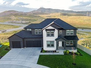 Building Photo - 1148 N Highpass Dr