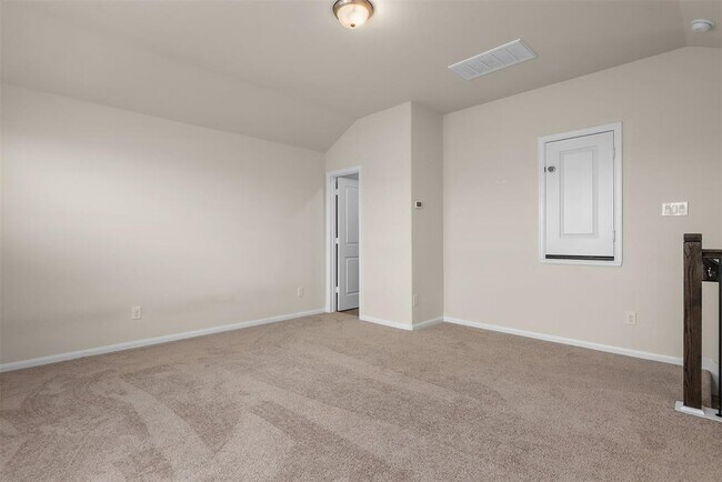 Building Photo - 2701 Bayrose Dr
