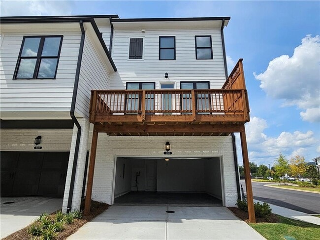 Building Photo - 500 Healy Dr