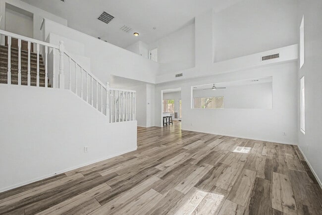 Building Photo - 42323 N 46th Dr