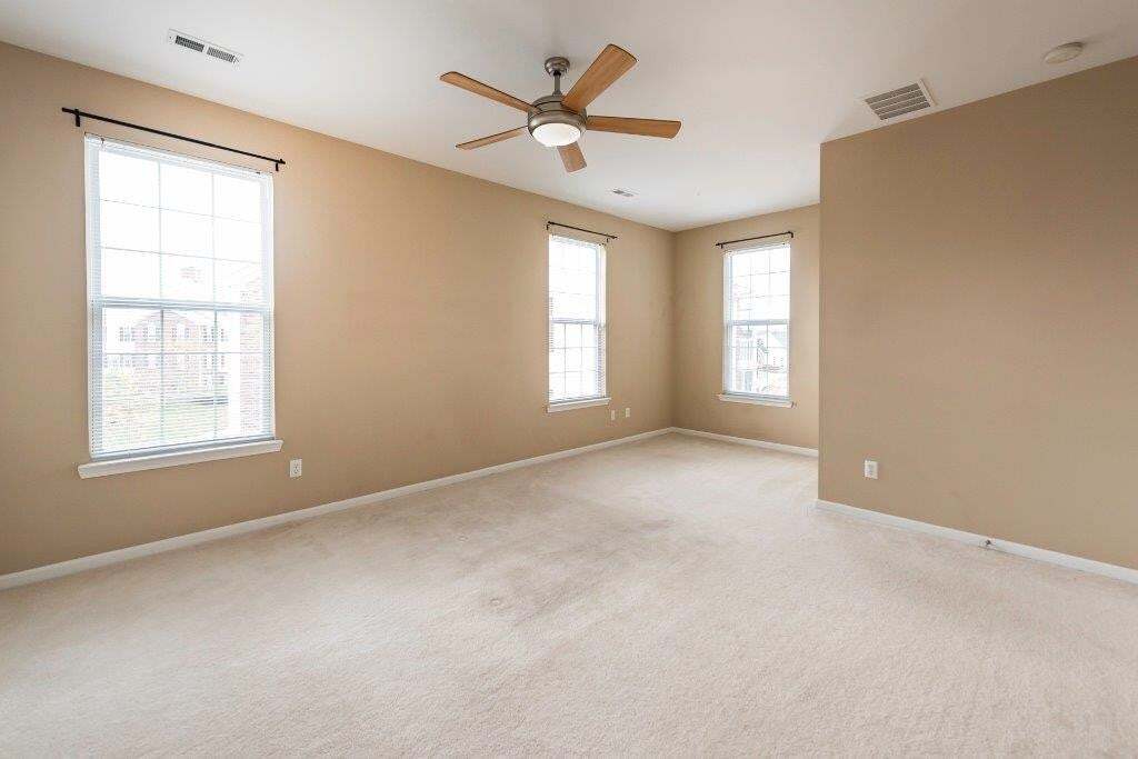 Primary Bedroom - 854 W Summerfield Glen Cir