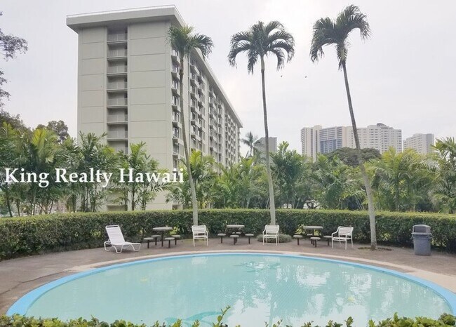 Building Photo - **OASIS in HONOLULU* Queen Emma Gardens *VERY CLEAN 2 br / 1 ba