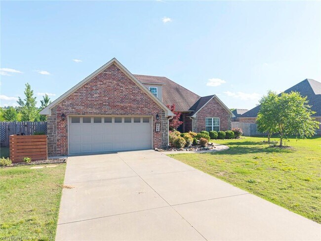 Building Photo - 3725 Colfax Way