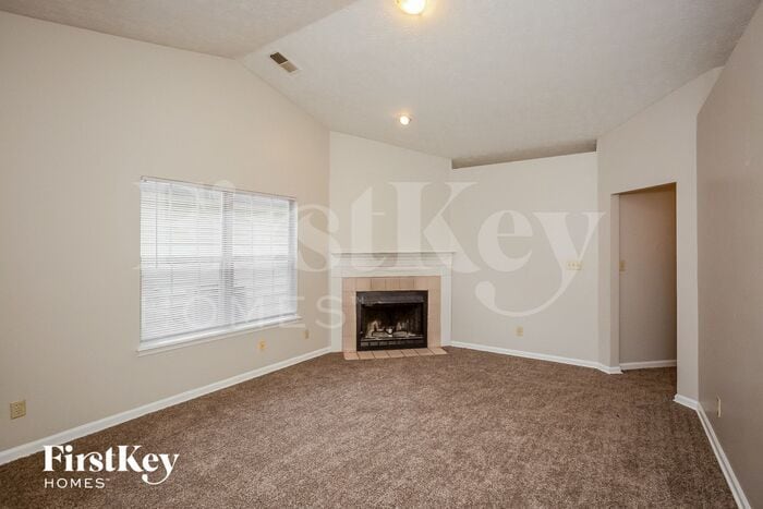 Building Photo - 5043 W 57th St
