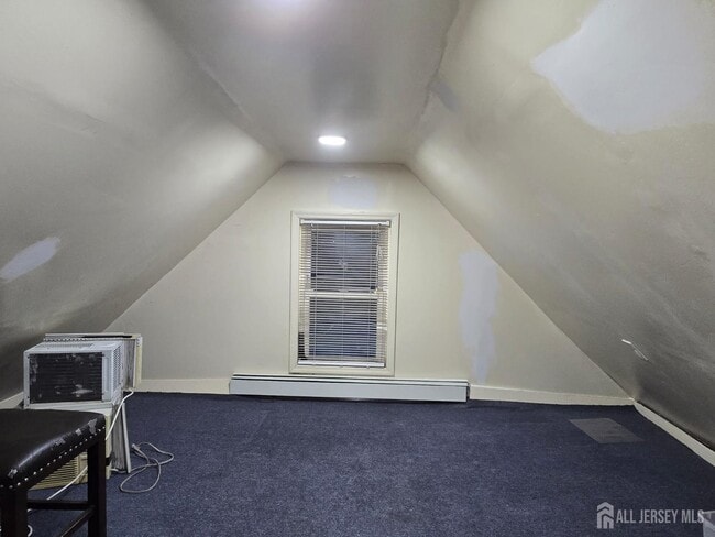 Building Photo - 83 John St