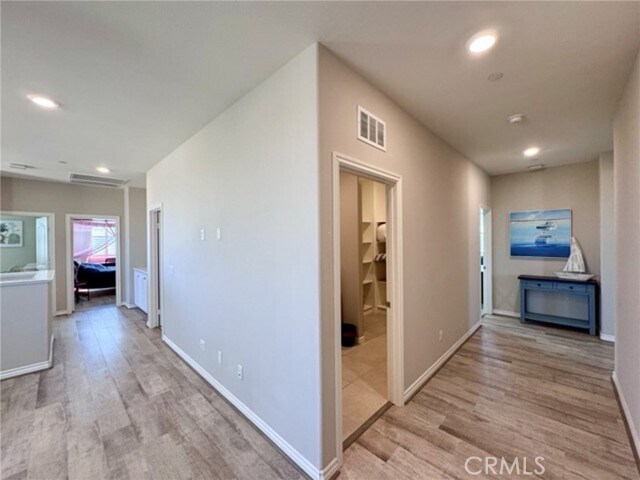 Building Photo - 45725 Middle Gate Ct