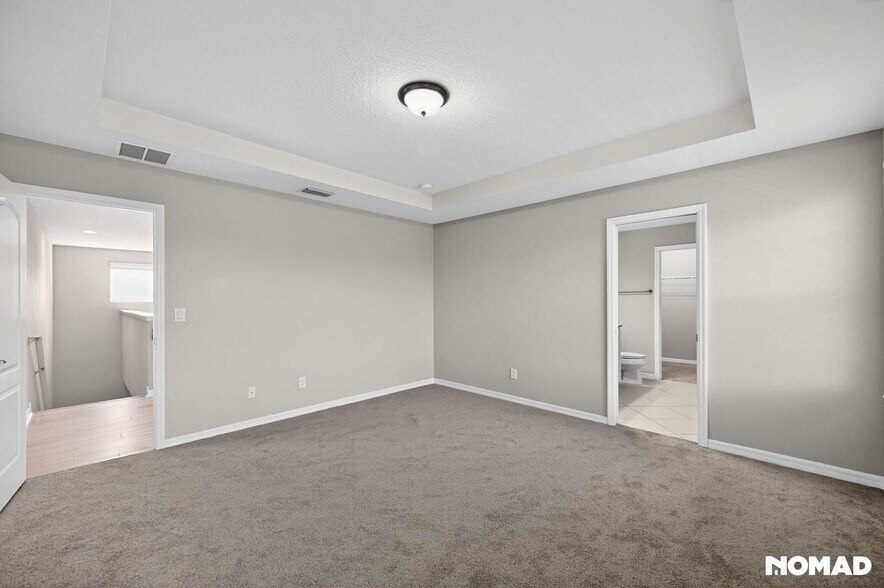 Building Photo - 5332 Fallen Leaf Dr