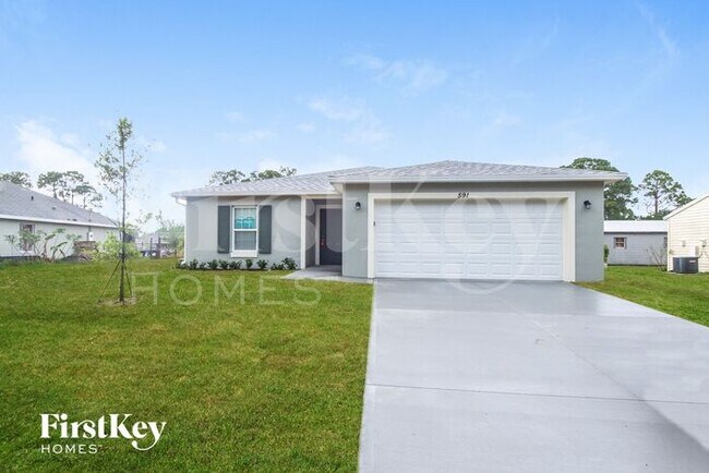 Building Photo - 591 Brickell St SE