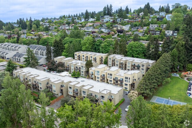 Building Photo - The Sandpiper Condo