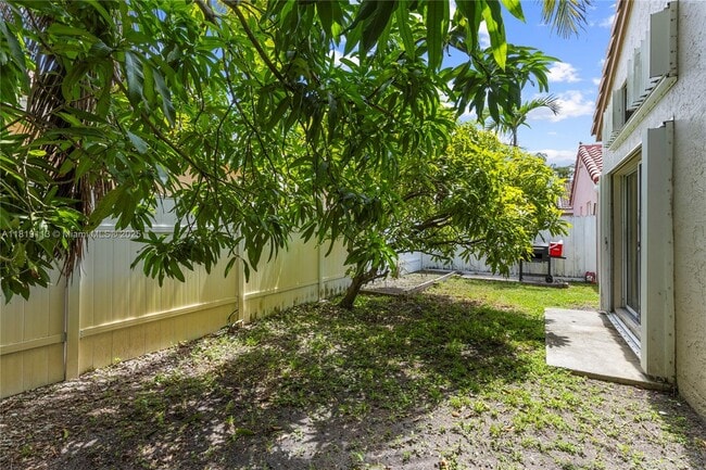Building Photo - 18057 SW 30th Ct