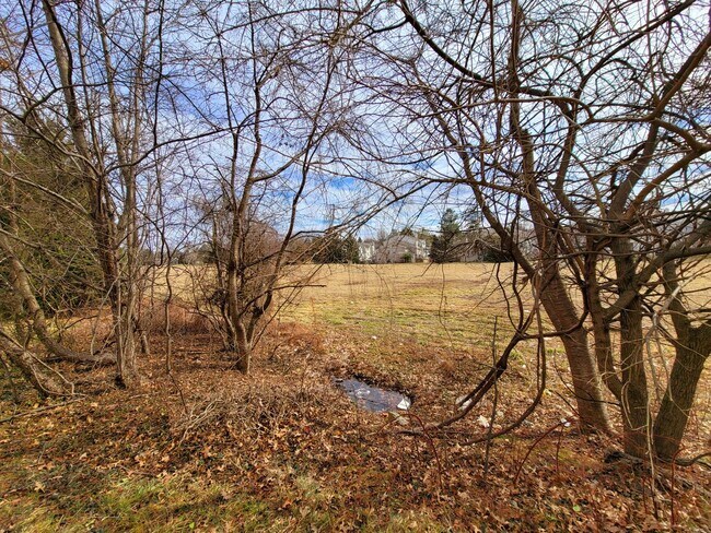 Building Photo - Lovely 2Bd/1.5Bth TH in Gaithersburg Montg...